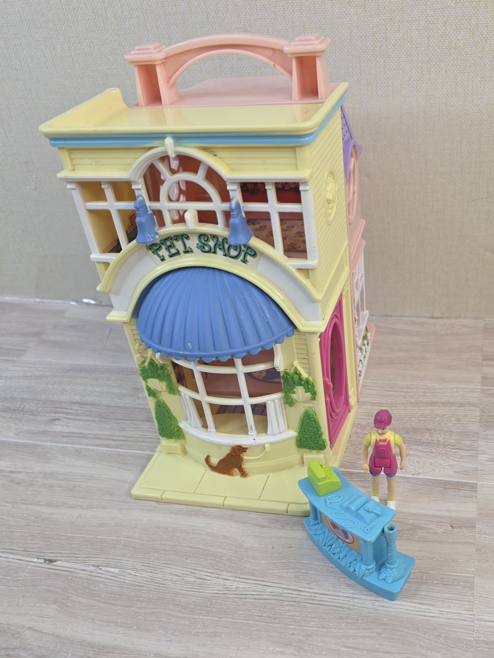 Vintage Fisher-Price Sweet Streets Beauty Salon/Pet Shop